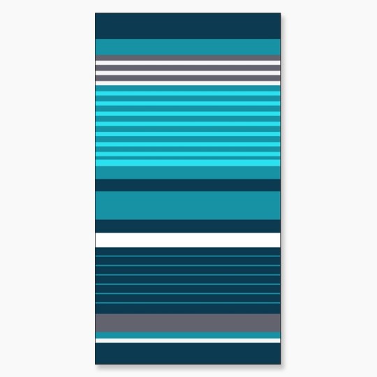 Serviette de plage Rayée Bleue Grise sur fond neutre