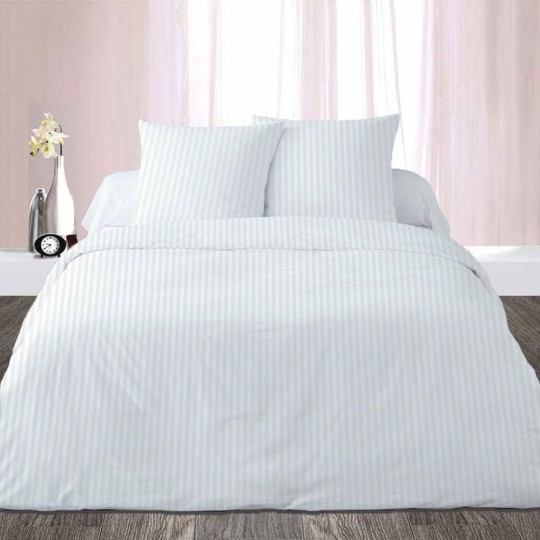 Housse de Couette Percale 240x260cm Satin Blanc  + 2 taies carrées 65x65 cm